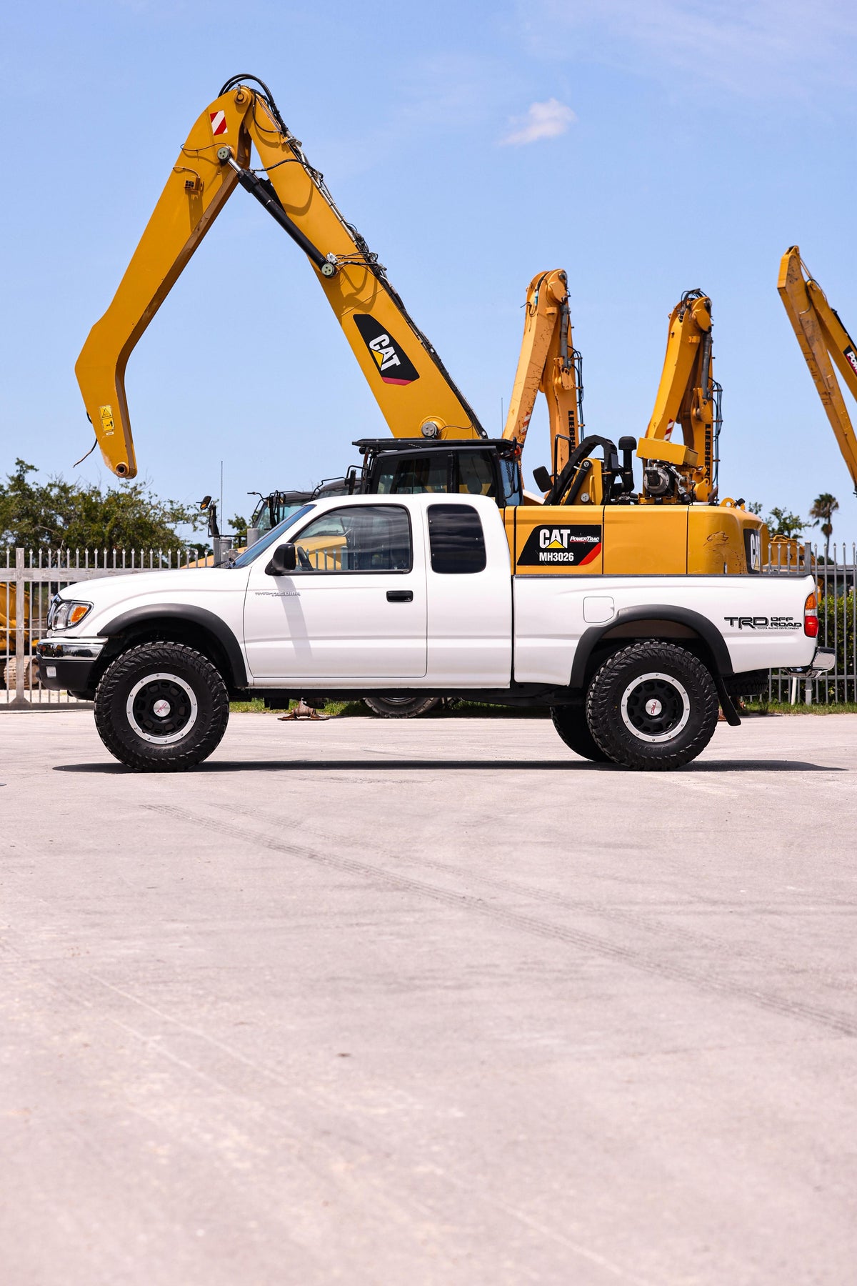 2004 TOYOTA TACOMA ACCESS CAB TRD