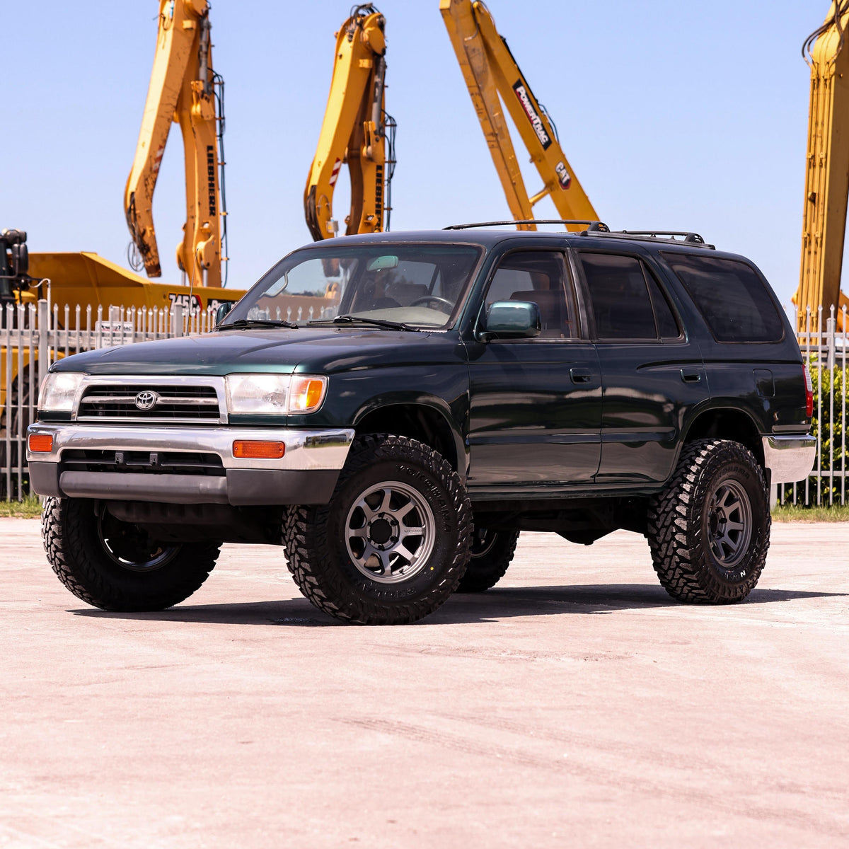 1996 TOYOTA 4RUNNER SR5