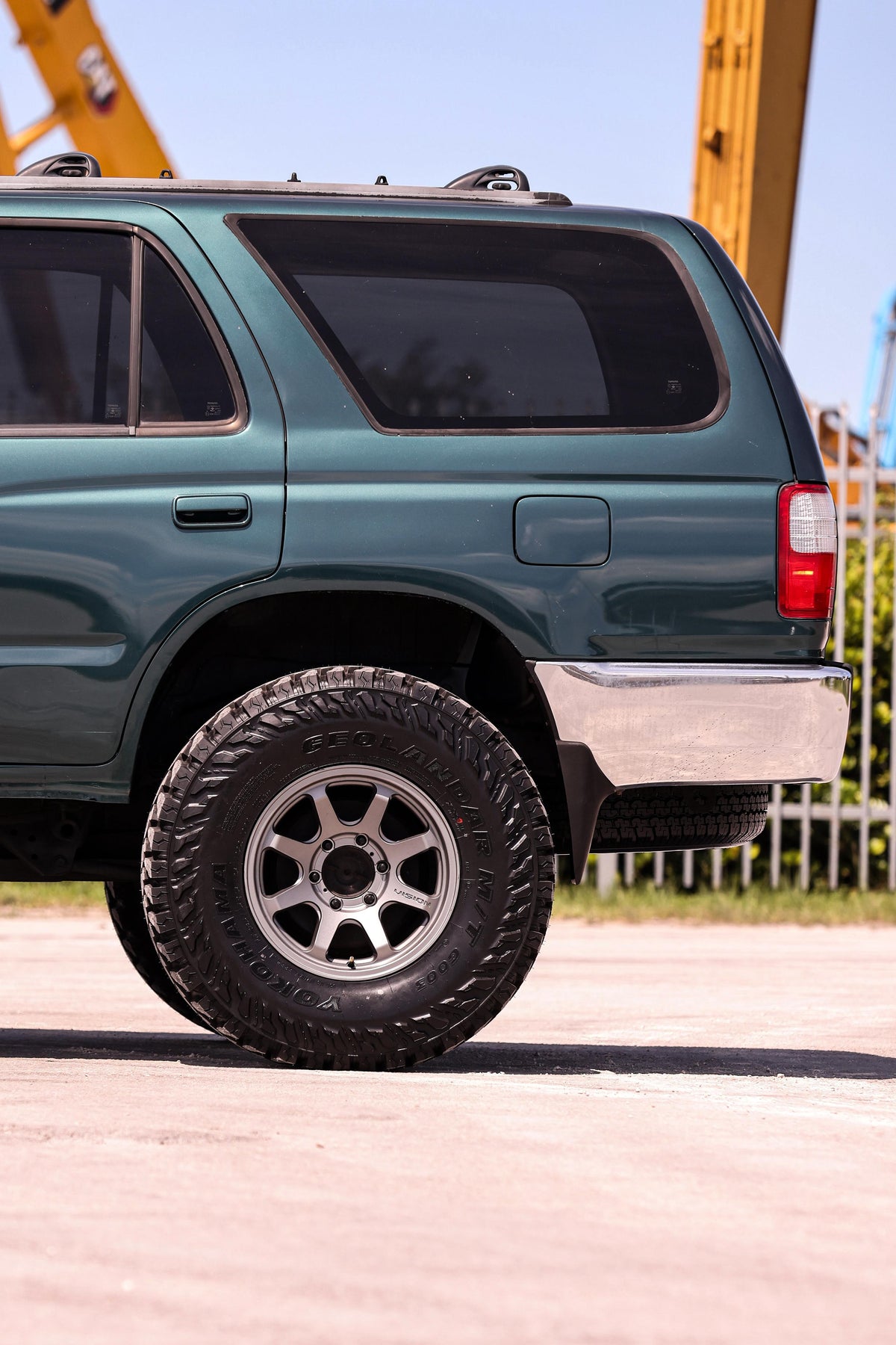 1996 TOYOTA 4RUNNER SR5