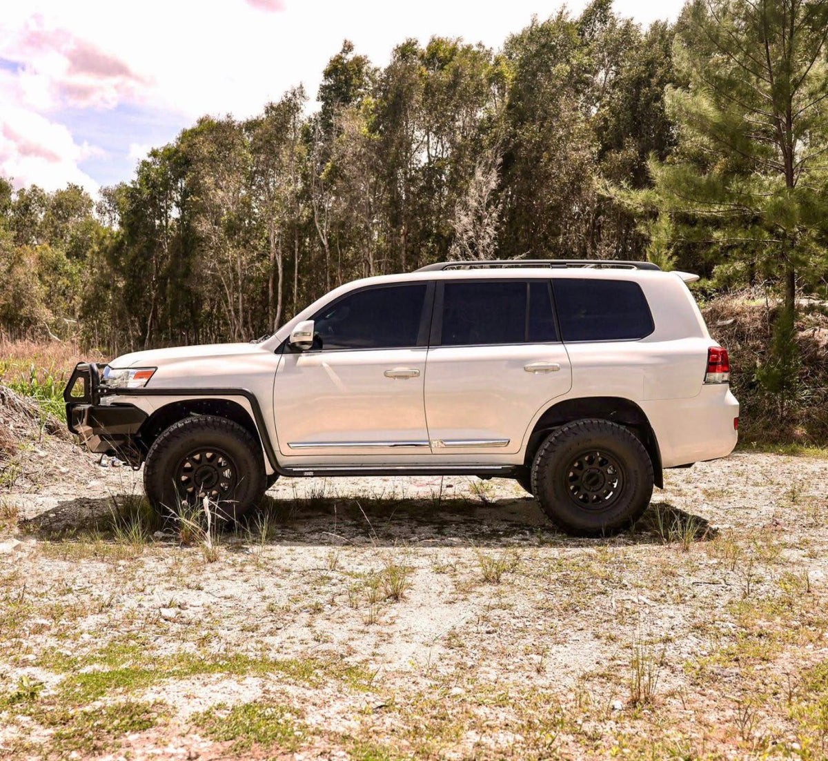 2016 TOYOTA LANDCRUISER