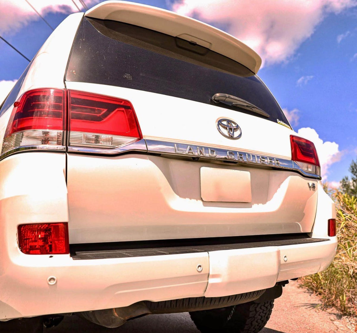 2016 TOYOTA LANDCRUISER