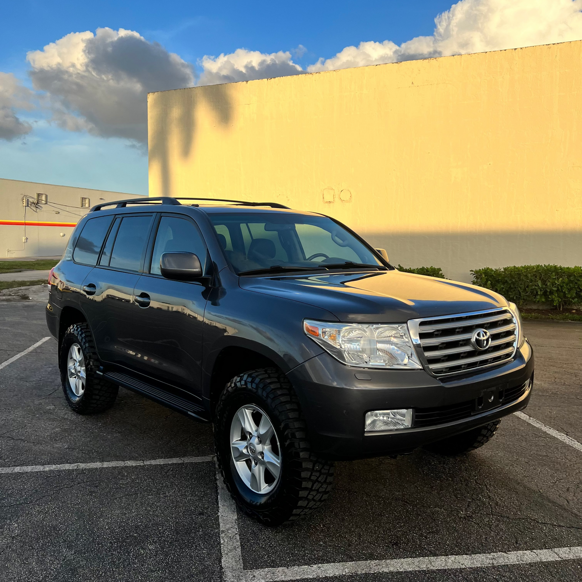 2008 TOYOTA LANDCRUISER