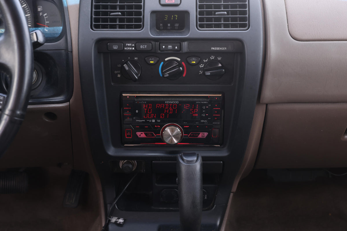 2002 TOYOTA 4RUNNER LIMITED