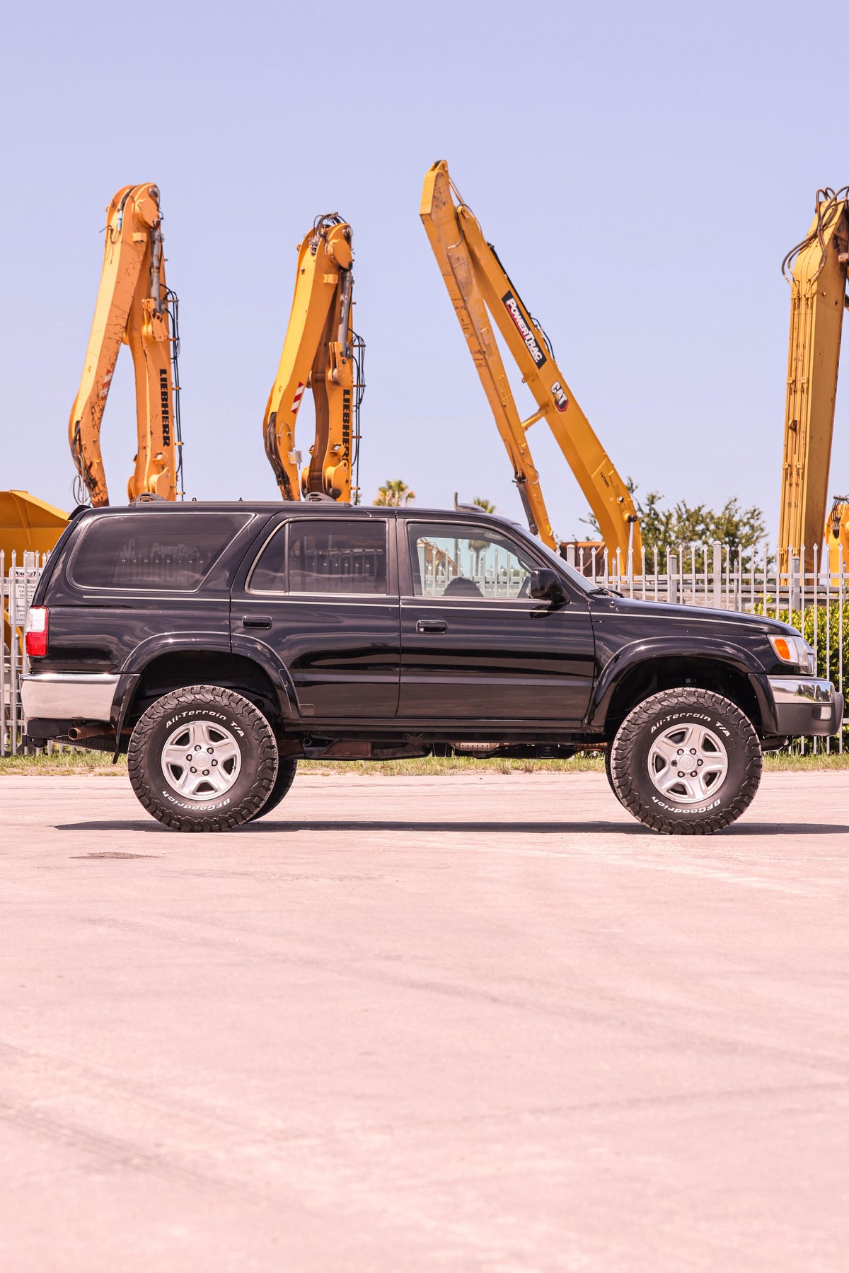 2002 TOYOTA 4RUNNER LIMITED