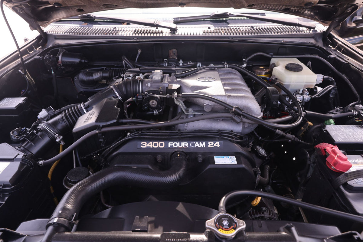 2002 TOYOTA 4RUNNER LIMITED