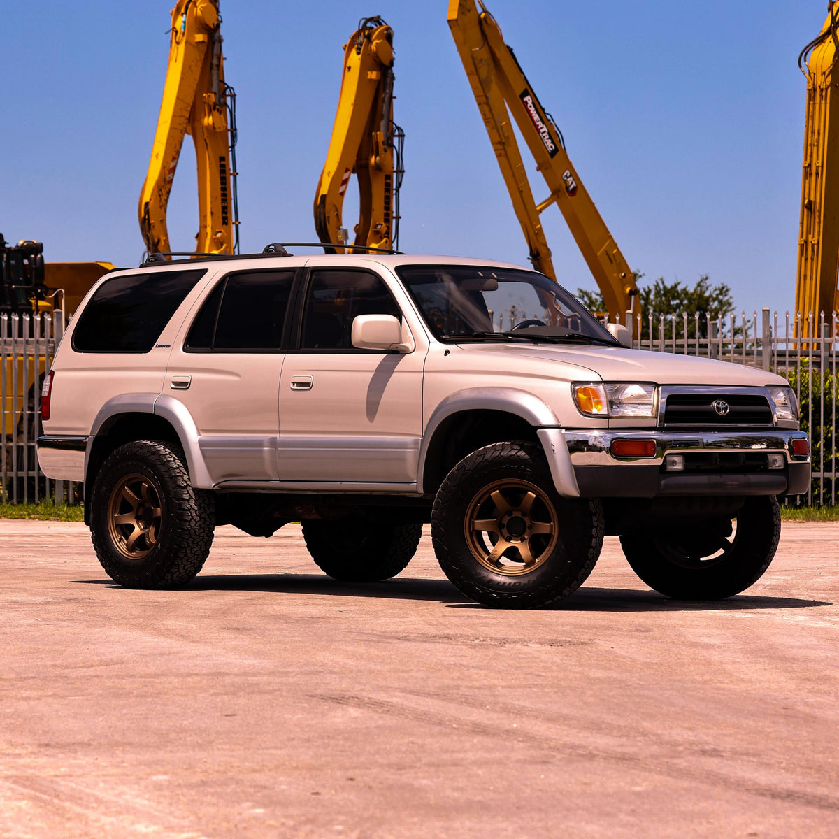 1997 TOYOTA 4RUNNER LIMITED