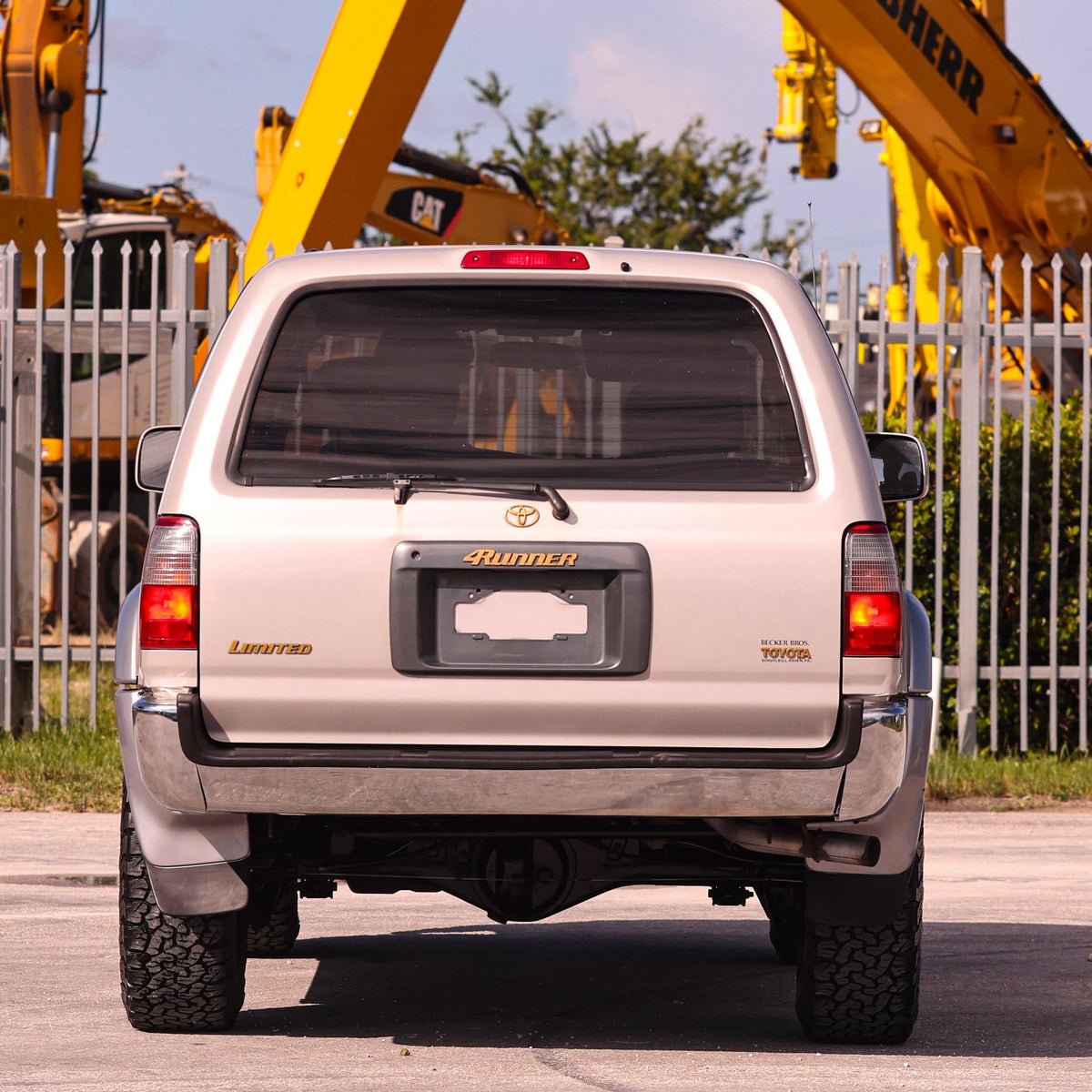 1998 TOYOTA 4RUNNER LIMITED