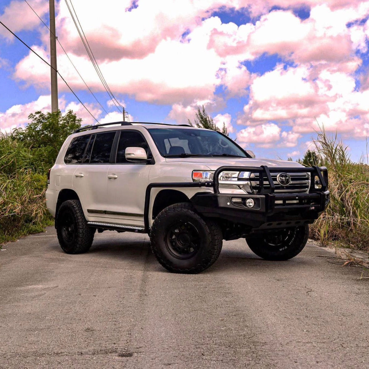 2016 TOYOTA LANDCRUISER