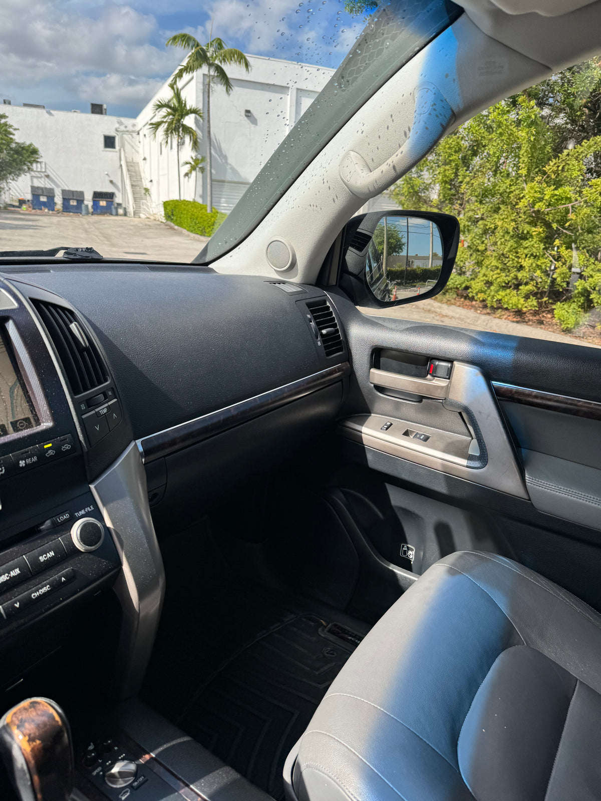 2008 TOYOTA LANDCRUISER