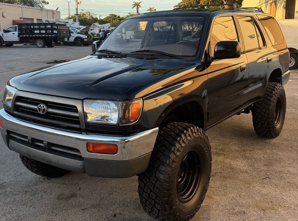 1997 TOYOTA 4RUNNER SR5 4WD