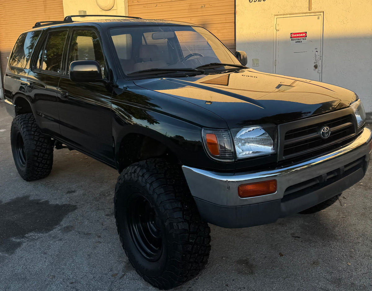 1997 TOYOTA 4RUNNER SR5 4WD