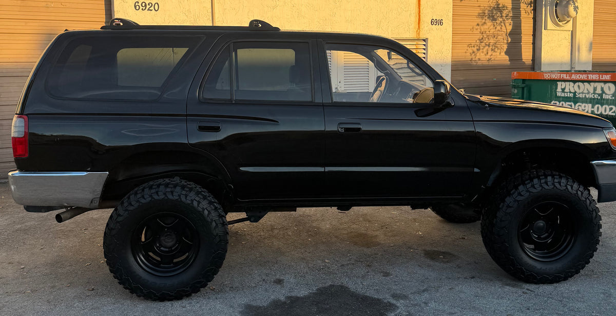 1997 TOYOTA 4RUNNER SR5 4WD