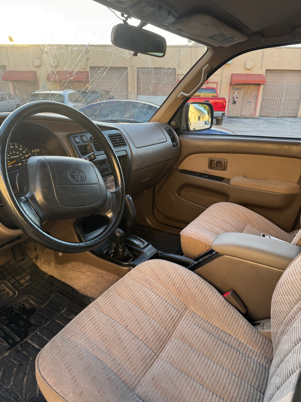 1997 TOYOTA 4RUNNER SR5 4WD