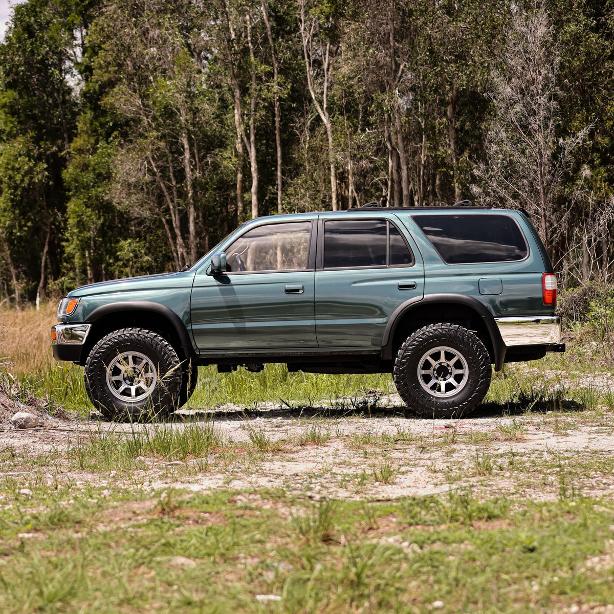 1997 TOYOTA 4RUNNER SR5