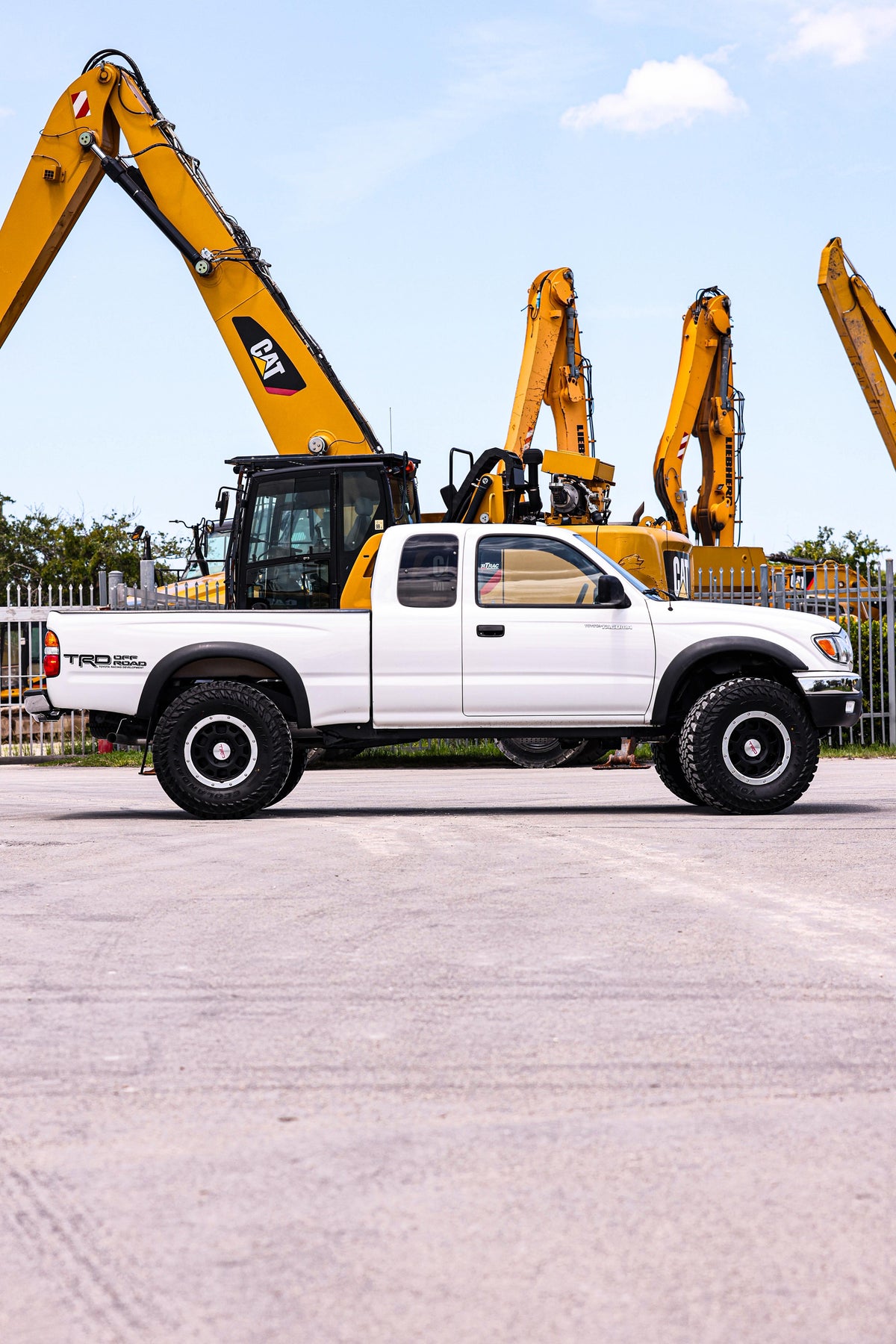 2004 TOYOTA TACOMA ACCESS CAB TRD