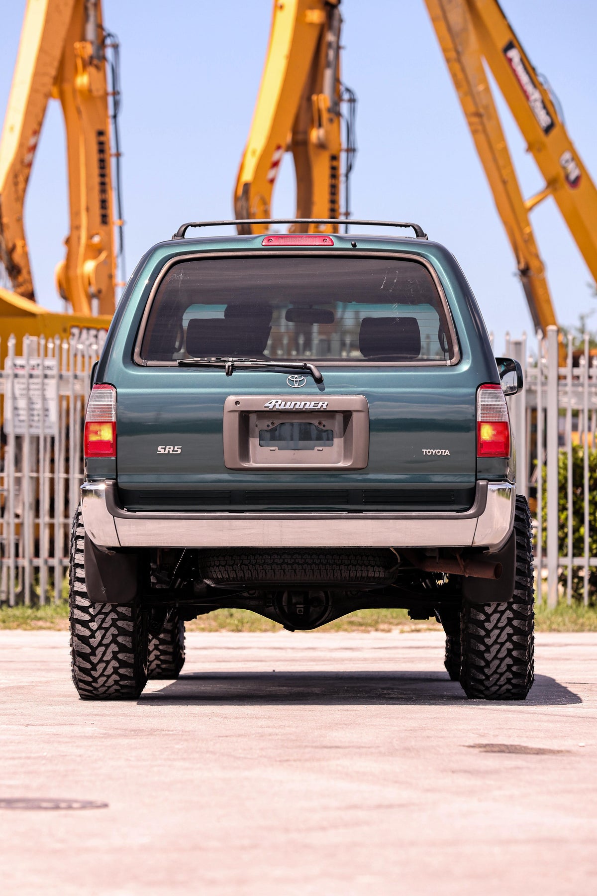 1996 TOYOTA 4RUNNER SR5