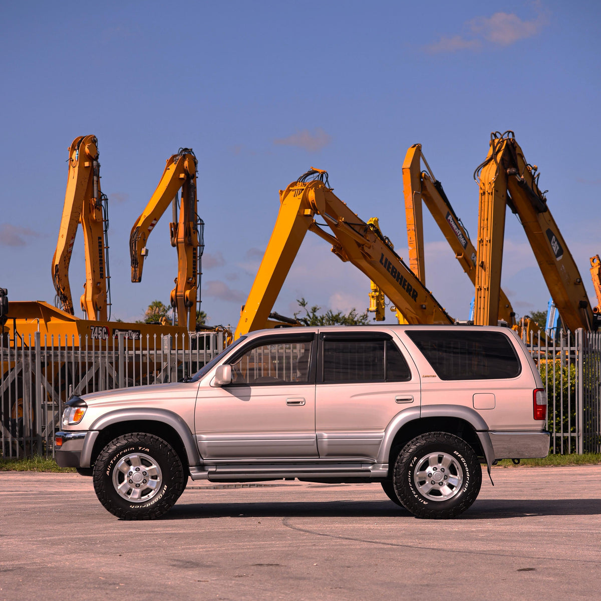 1998 TOYOTA 4RUNNER LIMITED