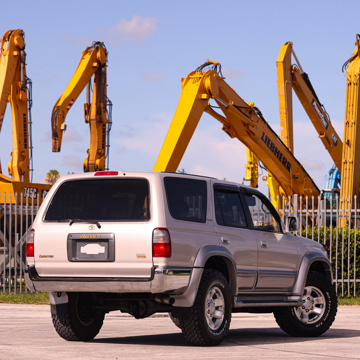 1998 TOYOTA 4RUNNER LIMITED