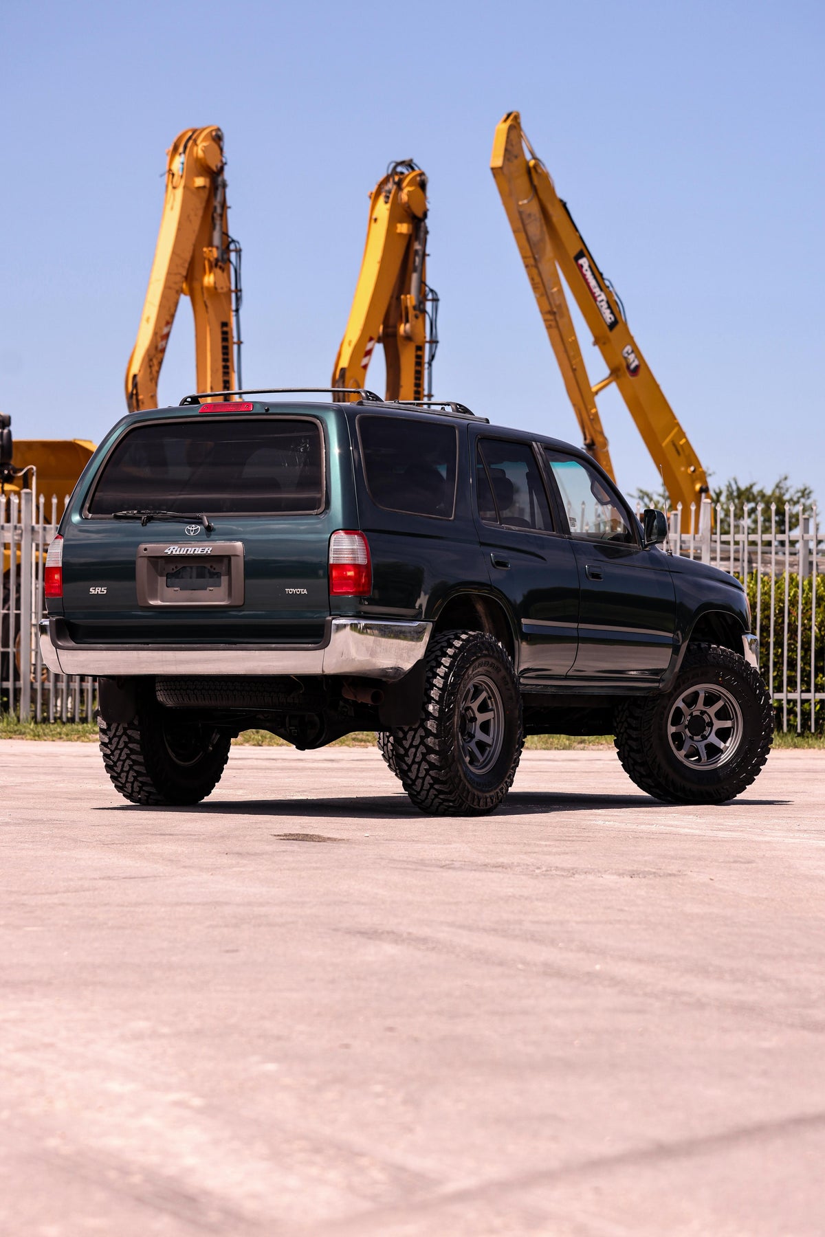 1996 TOYOTA 4RUNNER SR5